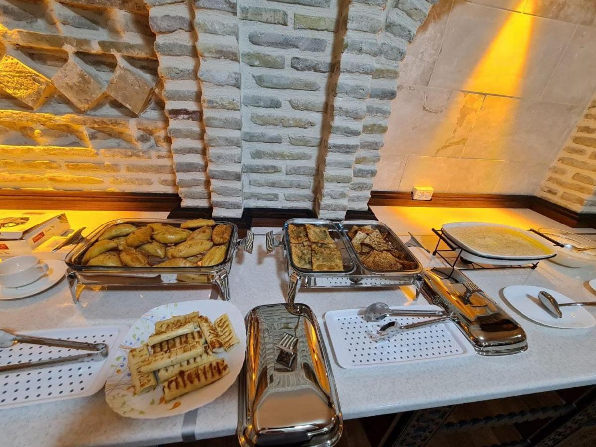 Royal Bukhara Hotel ภายนอก รูปภาพ