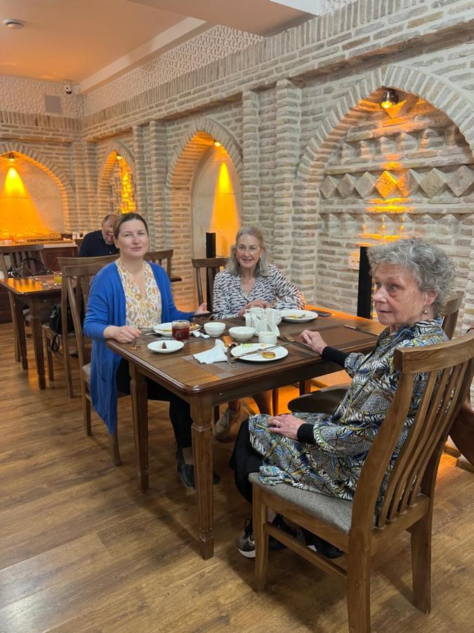 Royal Bukhara Hotel ภายนอก รูปภาพ