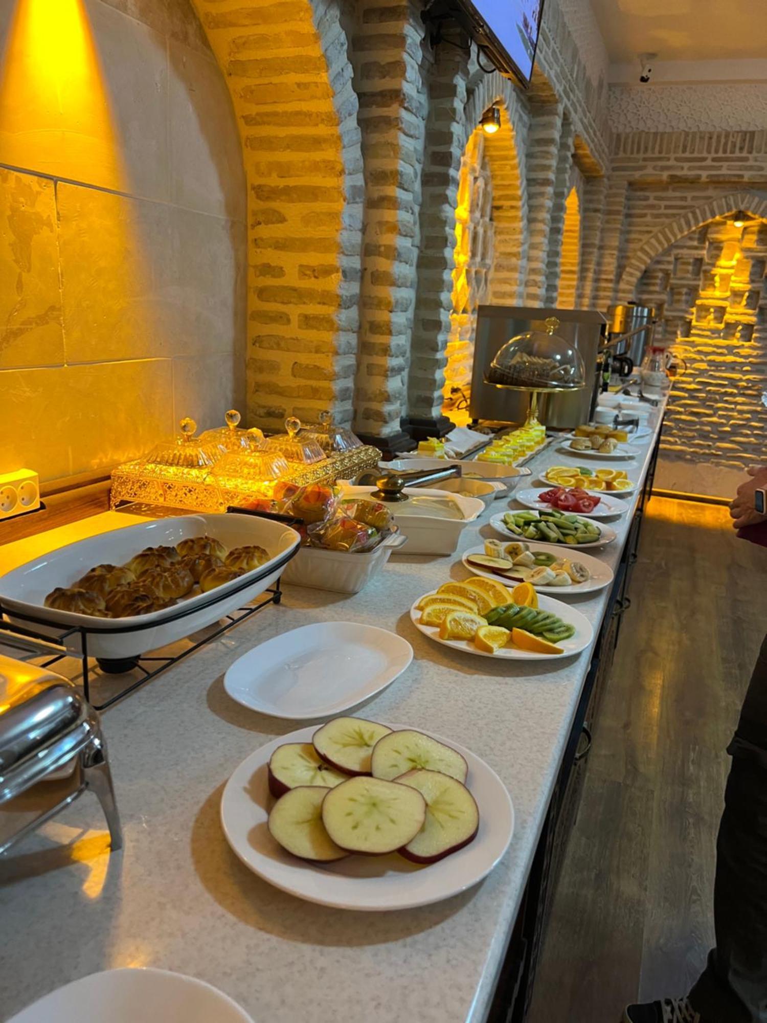 Royal Bukhara Hotel ภายนอก รูปภาพ