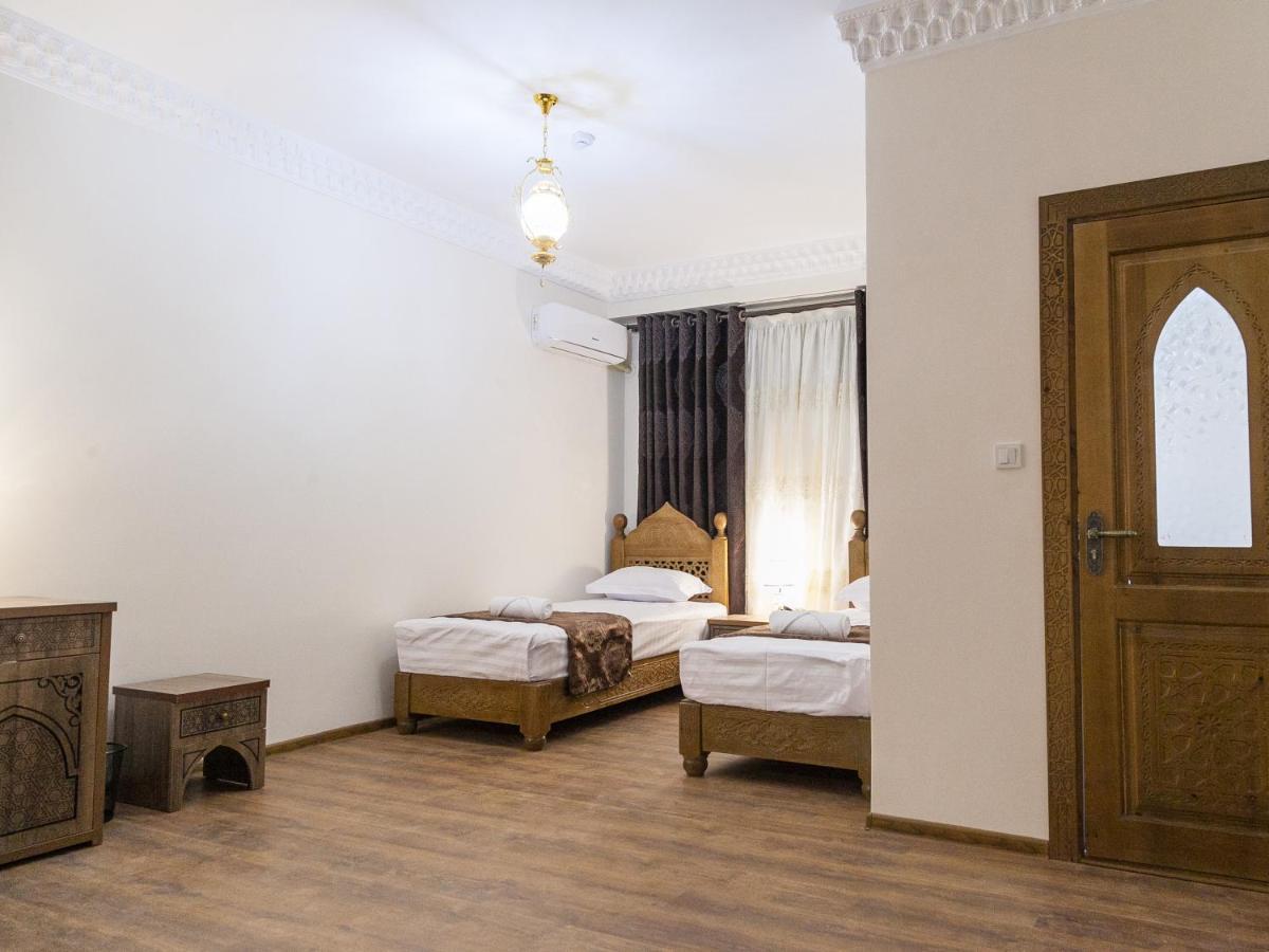 Royal Bukhara Hotel ภายนอก รูปภาพ