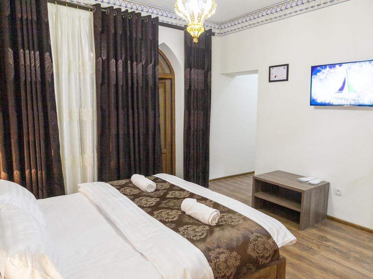 Royal Bukhara Hotel ภายนอก รูปภาพ