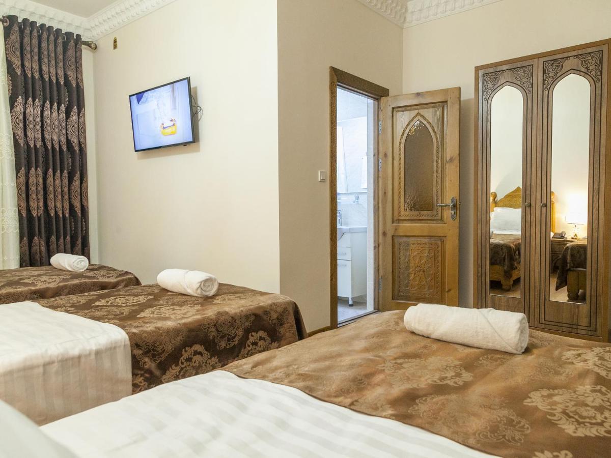Royal Bukhara Hotel ภายนอก รูปภาพ